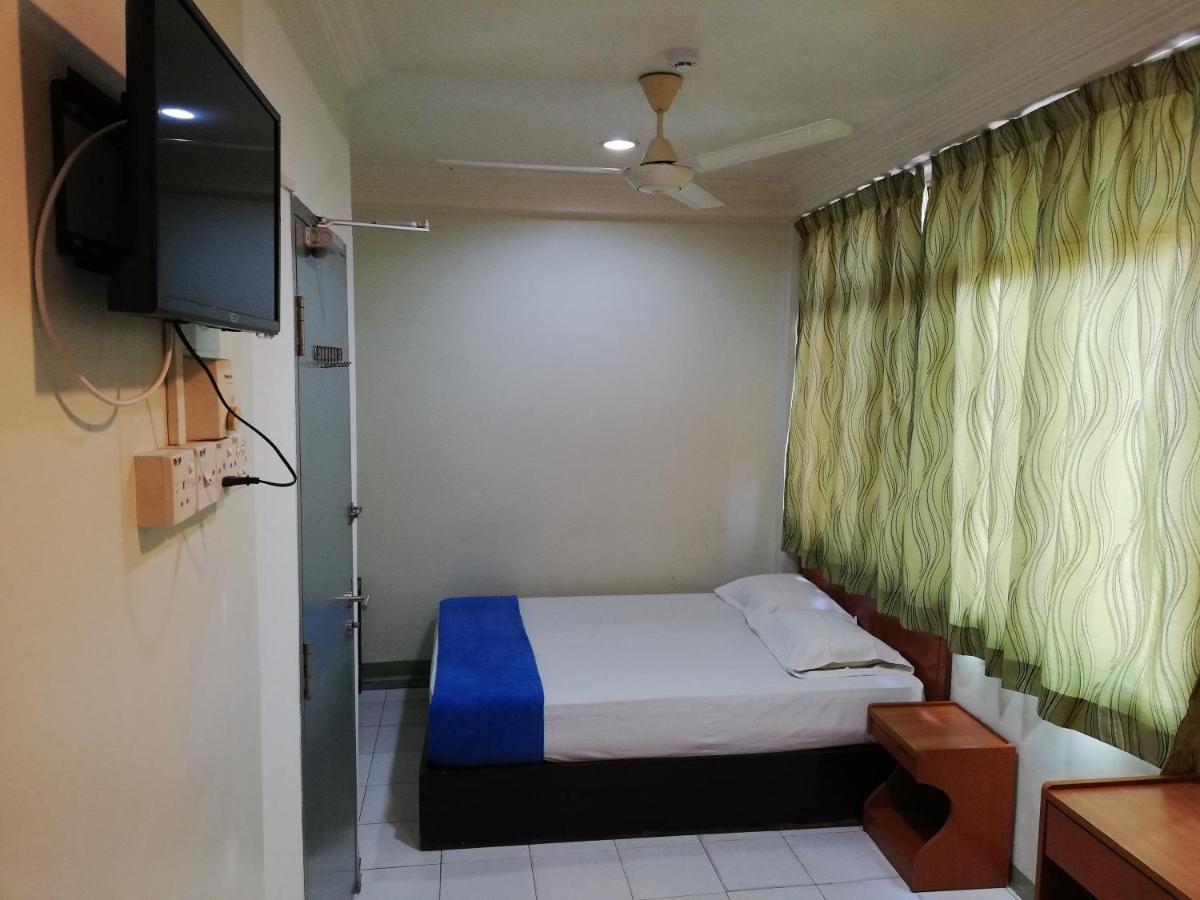 Sri Gate Hotel Dungun Luaran gambar